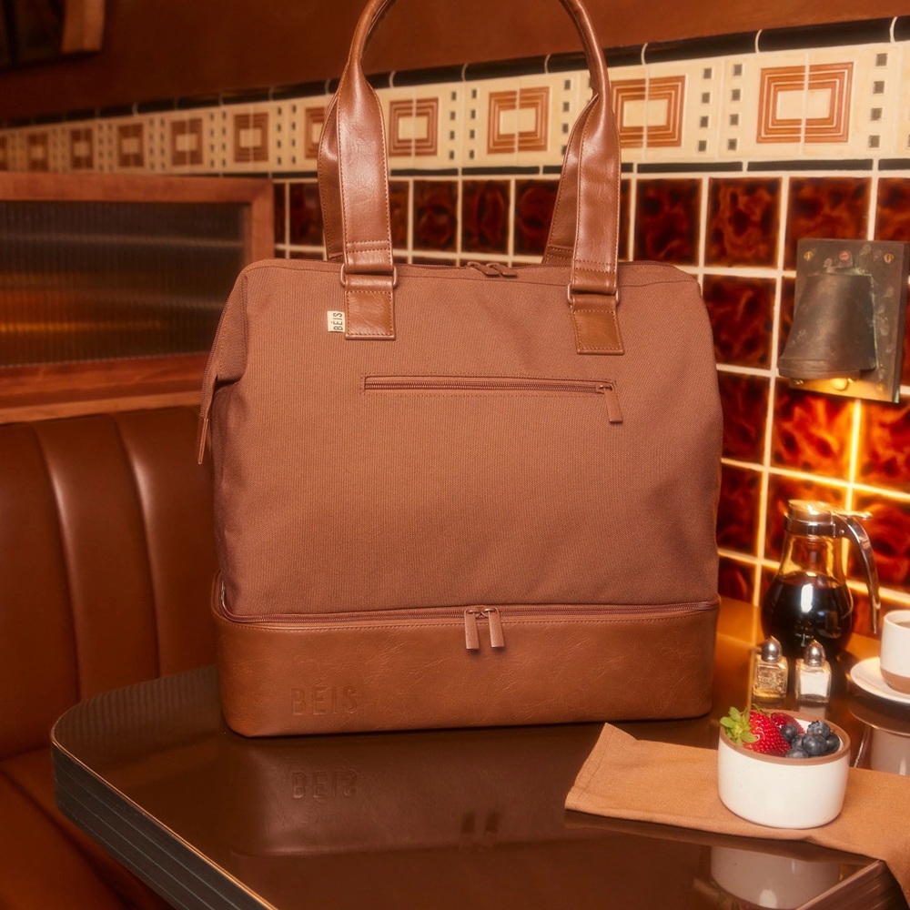Beis The Convertible Mini Weekender in Maple